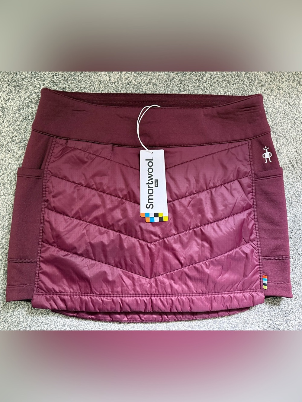 Smartwool Smartloft Pull On Skirt in Black Cherry Womens S (nwt)